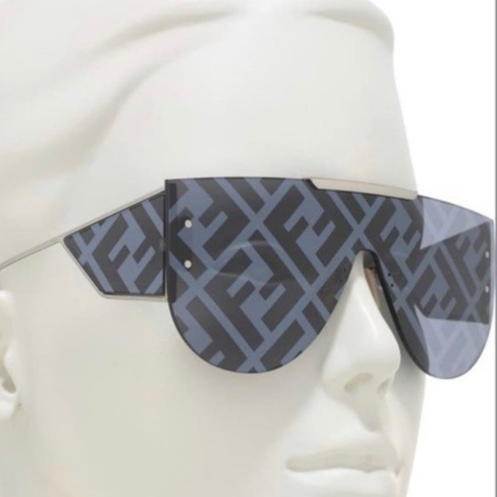 Fendi Sunglasses 😎